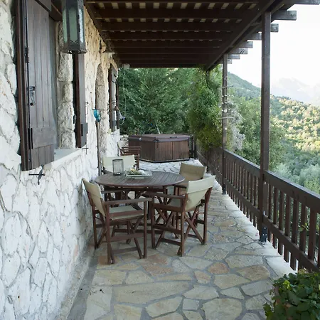 Arethousa Vila *
