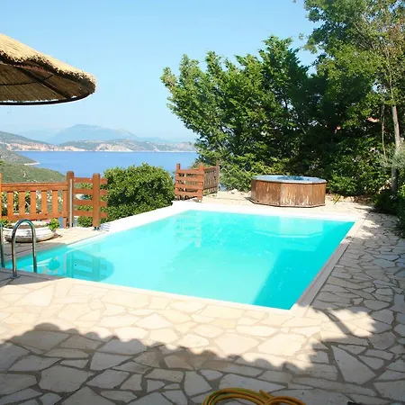 Arethousa Villas *