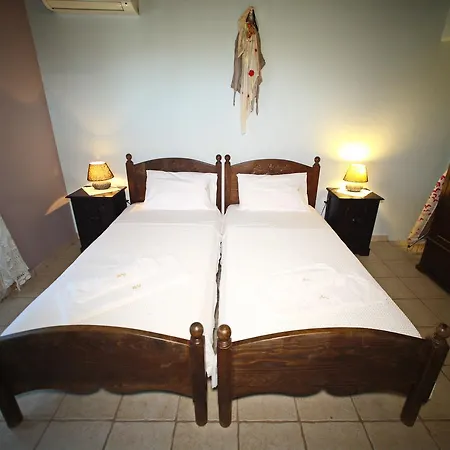 Arethousa Villas *