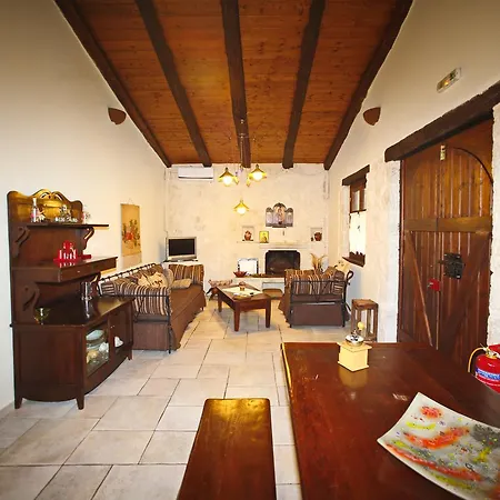 Villa Arethousa Villas *
