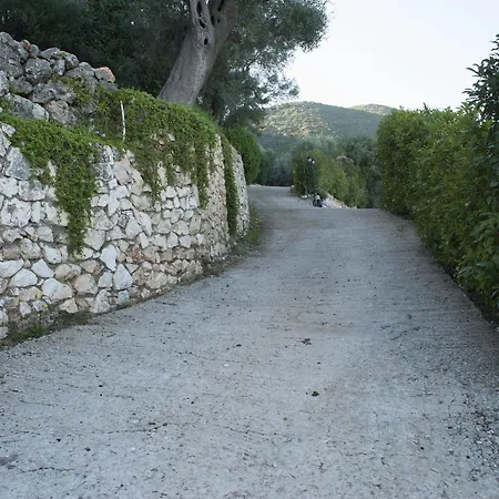 Arethousa Villas *